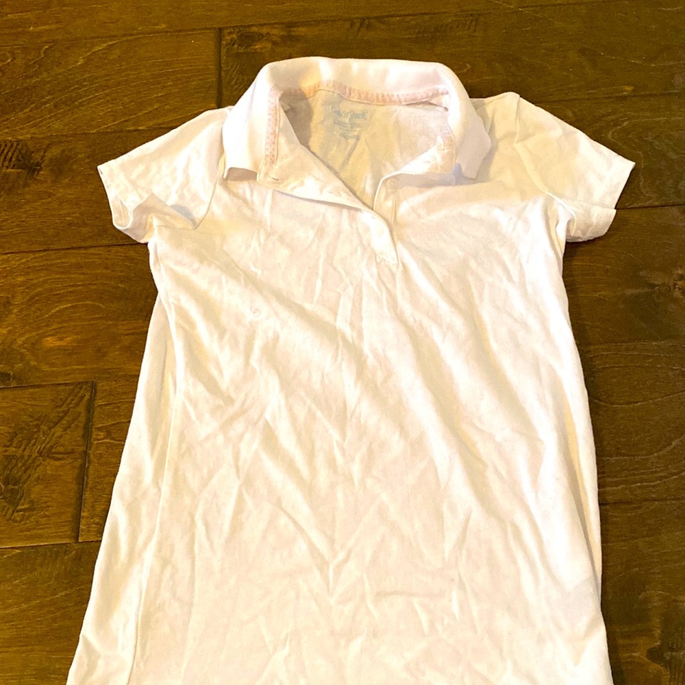 I am selling a polo white shirt that was from the brand CATNJACK.